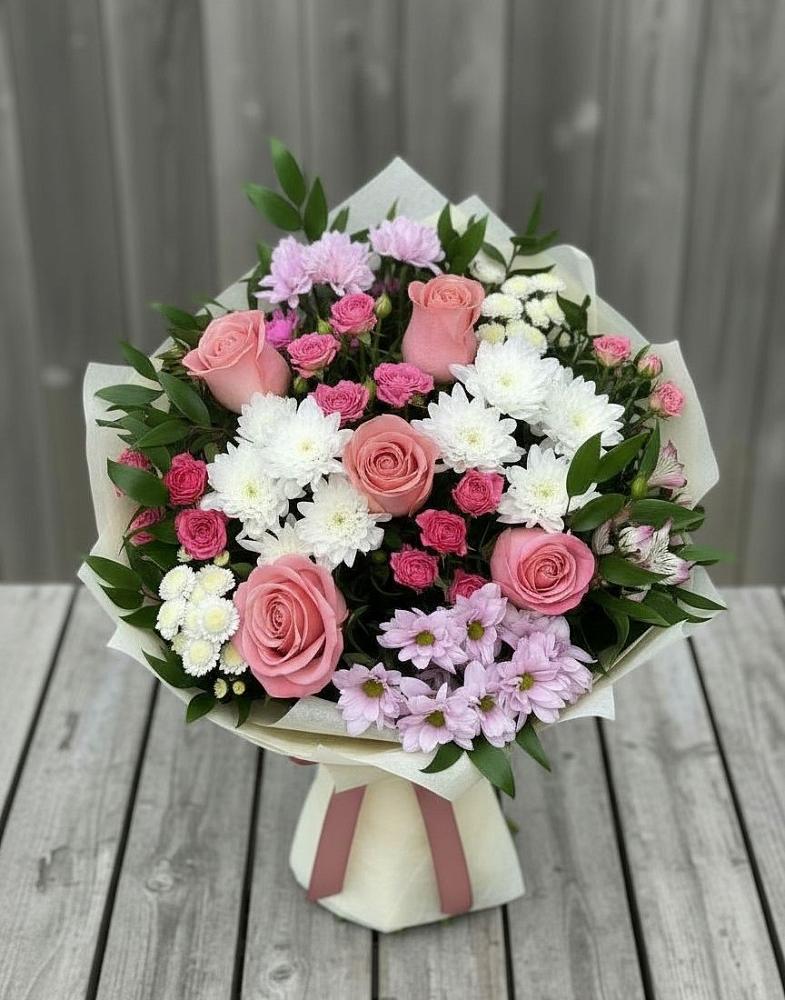 Букет цветов из: Альстромерии, Гвоздики, Розы и Хризантемы в Захарково