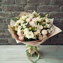 Букет цветов из:  Альстромерии, Розы и Хризантемы в Захарково