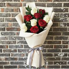 Букет цветов из:  Розы в Захарково