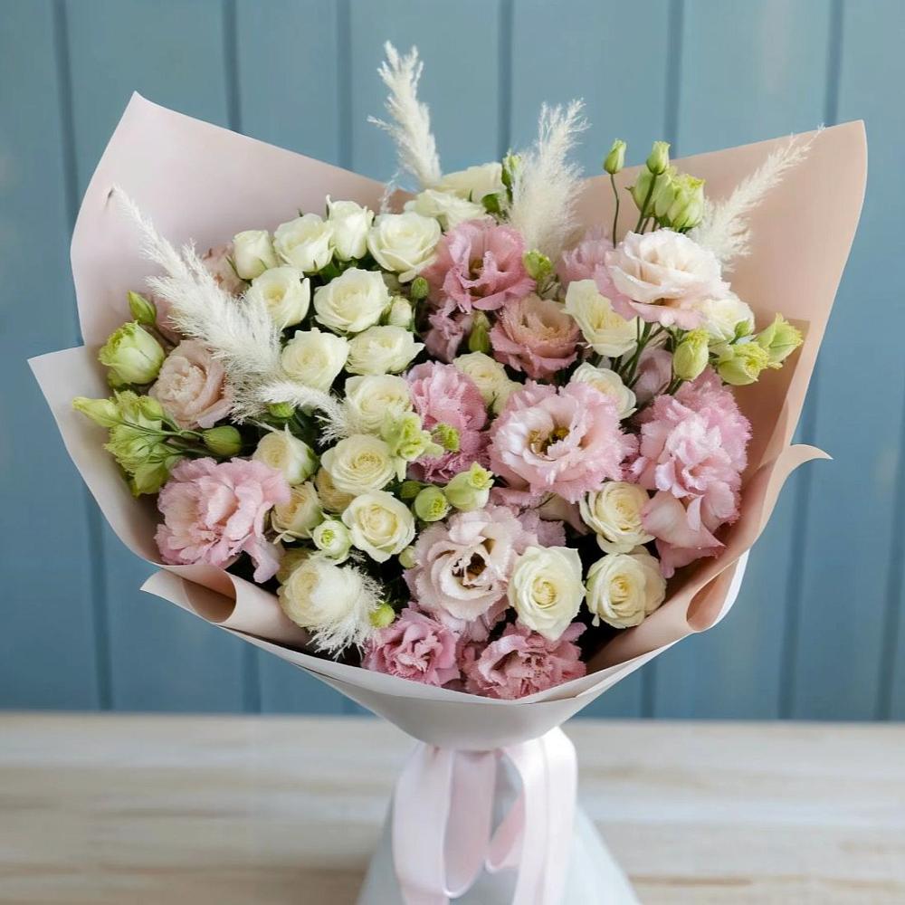 Букет цветов из: Альстромерии и Розы в Захарково