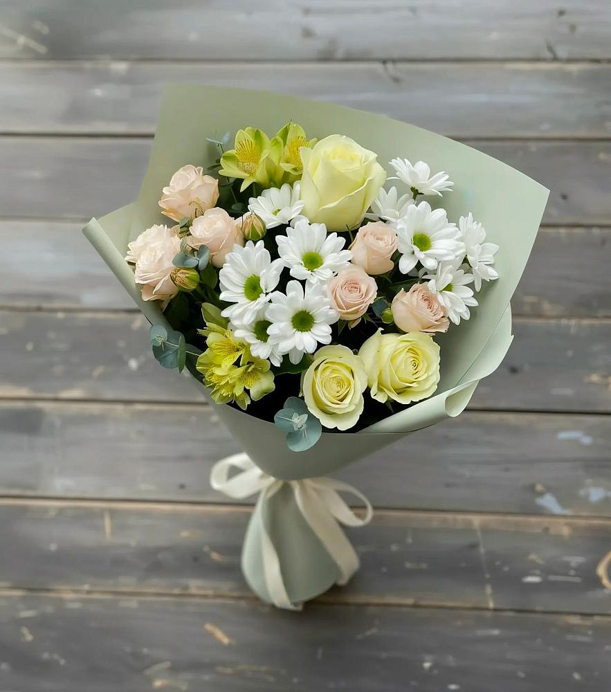 Букет цветов из: Альстромерии, Розы и Хризантемы в Захарково