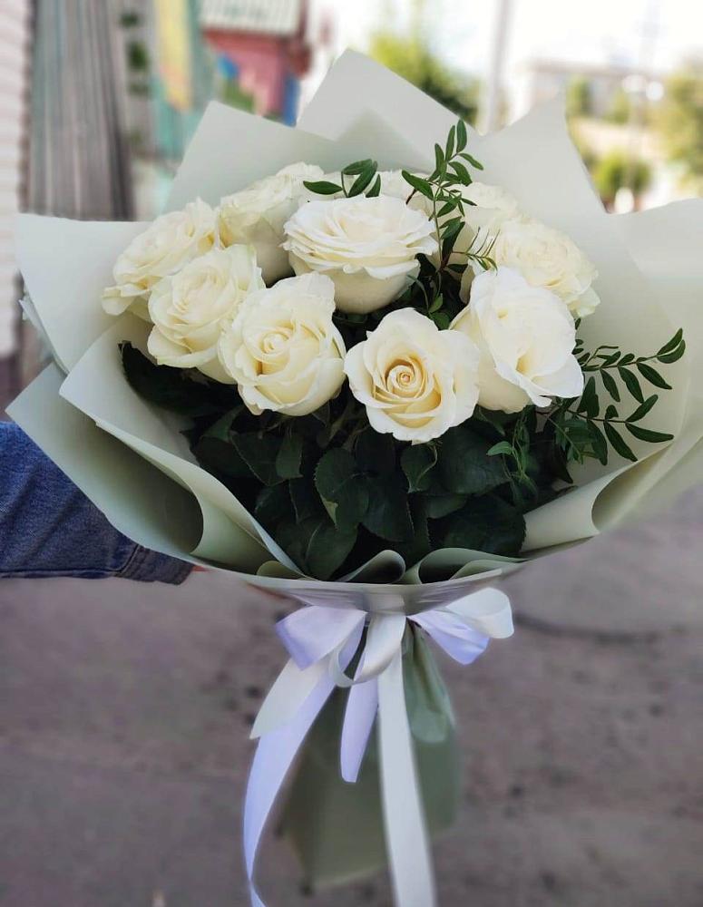 Букет Белые розы Проуд в Захарково