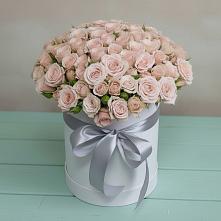 Цветочная композиция из Розы в шляпной коробке в Захарково