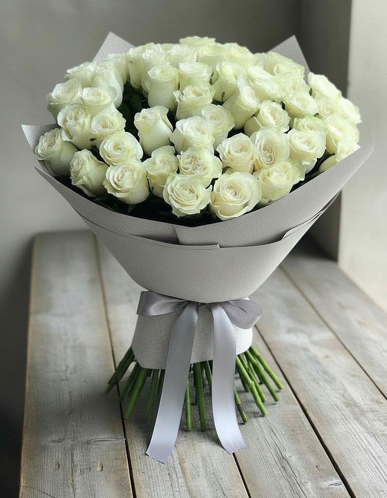 Букет 35 Белых роз в Захарково