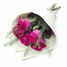 Букет цветов из:  Розы в Захарково