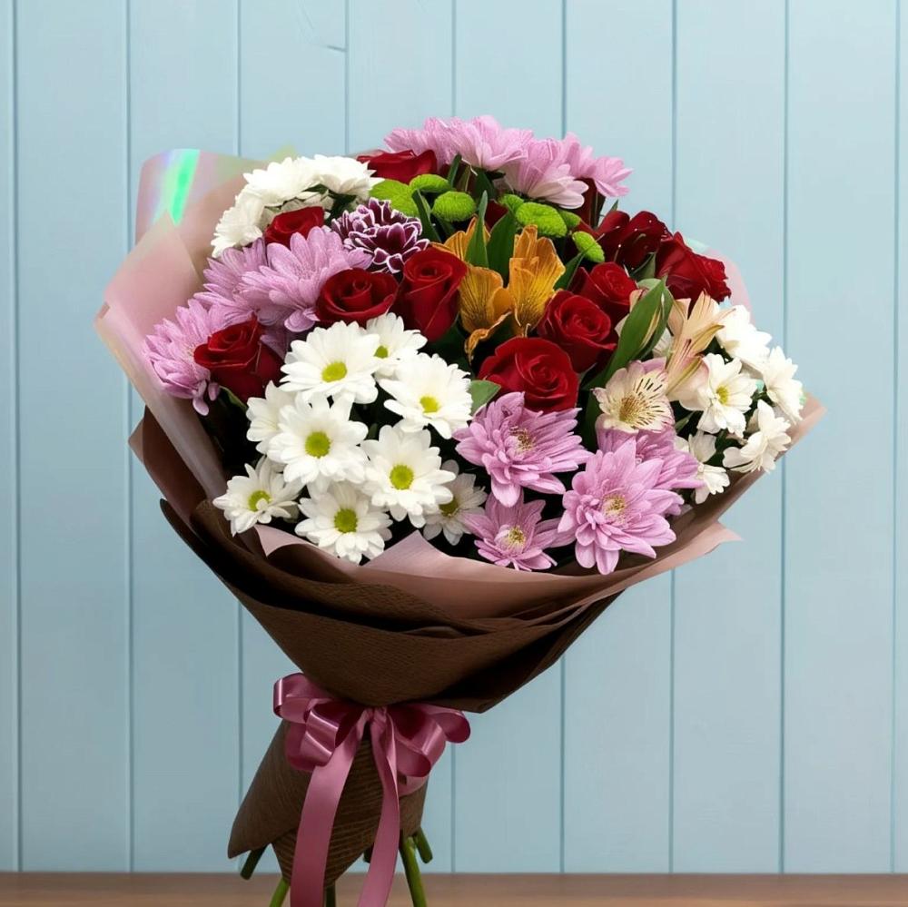 Букет цветов из: Розы, Хризантемы и Альстромерии в Захарково