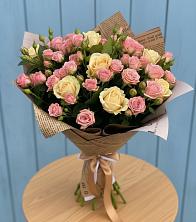 Букет цветов из:  Розы в Захарково