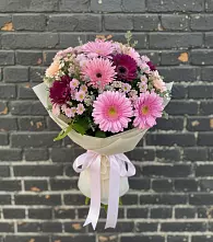 Букет цветов из:  Герберы и Хризантемы в Захарково