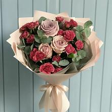 Букет цветов из:  Гвоздики и Розы в Захарково