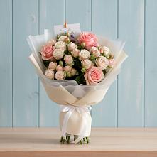 Букет цветов из:  Розы в Захарково