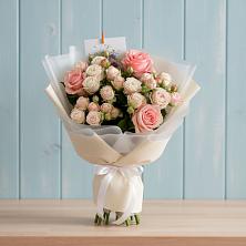 Букет цветов из:  Розы в Захарково