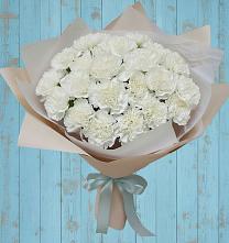 Букет цветов из:  Гвоздики в Захарково